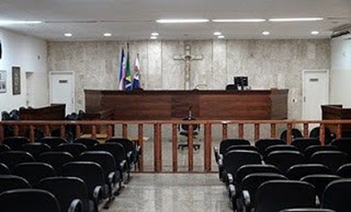 Manobra da defesa obriga Justiça a adiar julgamento de acusados de mandar matar juiz Alexandre Martins