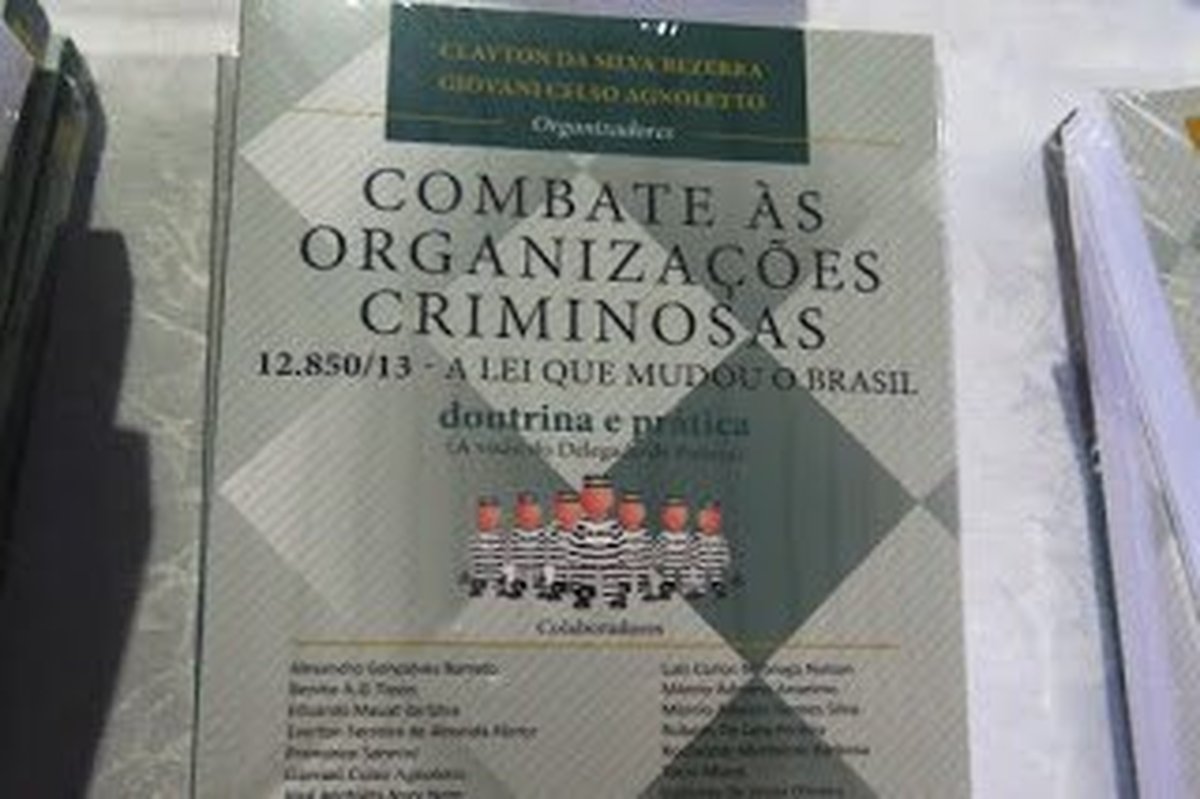 Delegados lançam obra conjunta sobre organizações criminosas