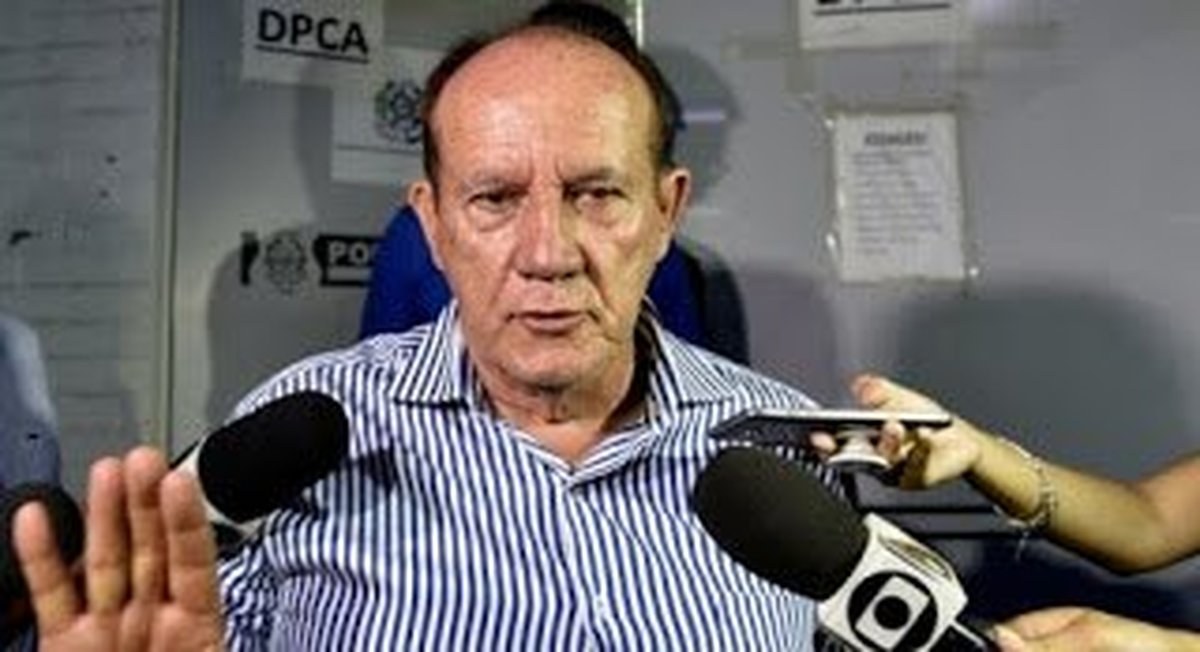 Adolescente afirma, em depoimento à Polícia Civil, que deputado não usou de força e nem de ameaça durante “estupro”