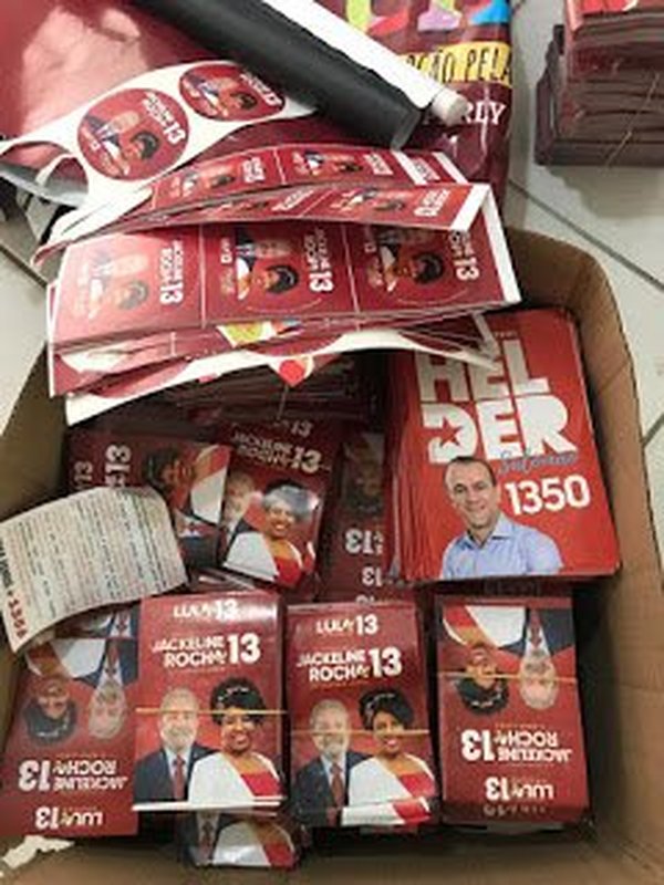 PARTIDO INSISTIA EM DIZER QUE O PRESIDIÁRIO LULA É CANDIDATO: Justiça acolhe pedido do Ministério Público Eleitoral e apreende materiais de campanha do PT no Espírito Santo