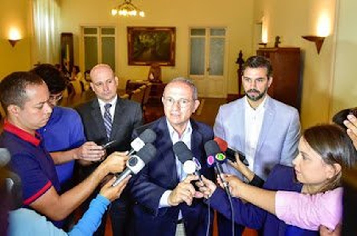 MARCOS PUGNAL, QUE JÁ FOI TENENTE  DA POLÍCIA MILITAR, ASSUME O LUGAR DE EUGÊNIO RICAS: Delegado Federal é o novo xerife do combate à corrupção no governo do Espírito Santo
