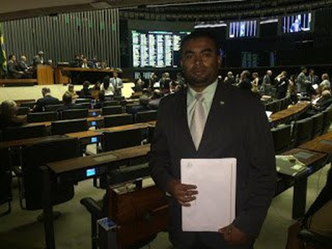 “AGORA PODEREI APRESENTAR À SOCIEDADE UM POUCO MAIS DO QUE OCORRE DENTRO DA CASERNA”, PROMETE SOLDADO MAXSON: Presidente da Associação Geral dos Militares capixabas é expulso da PM