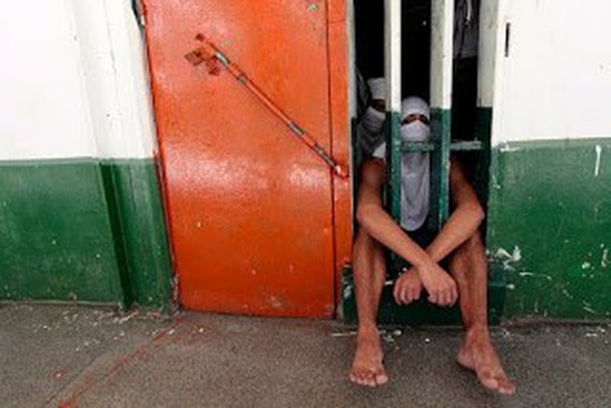 SÃO 865 ADOLESCENTES EM CONFLITO COM A LEI DETIDOS: Espírito Santo é o sétimo em internação de menores infratores
