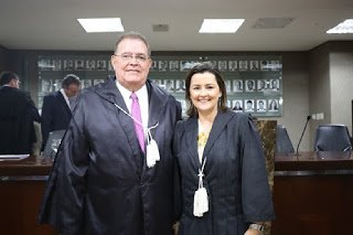 Carla Cola e Eliezer Siqueira de Sousa tomam posse como Corregedora-Geral e Ouvidor do Ministério Público do Estado do Espírito Santo