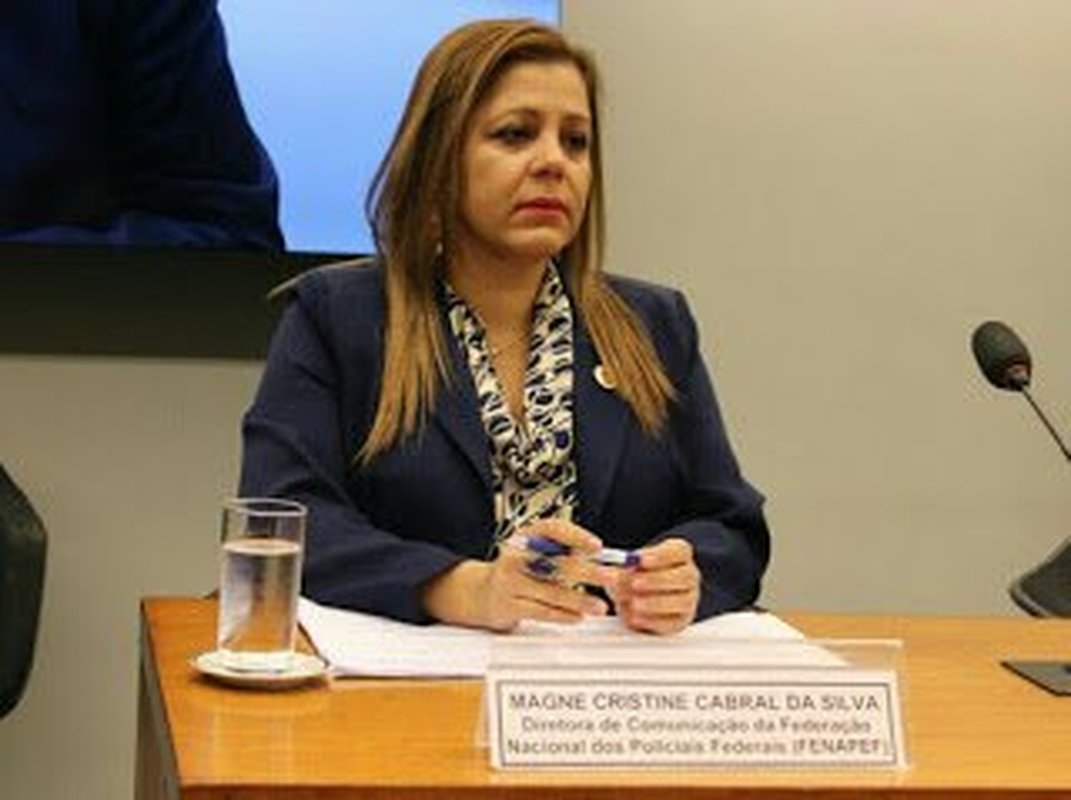 Em artigo, escrivã da Polícia Federal e diretora da Fenapef e da OPB questiona: “O que comemorar no Dia da Mulher Policial?”