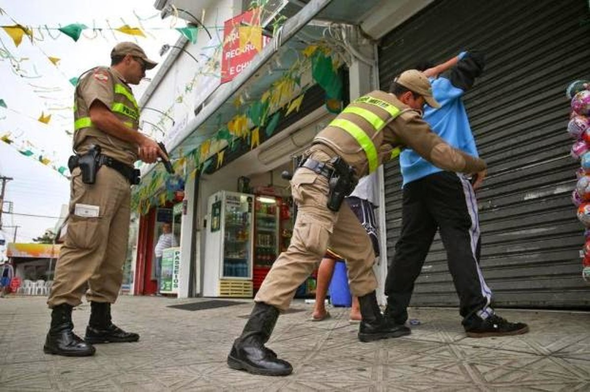 Senado discute PEC que garante plano de saúde e seguro de vida para policiais civis, militares, bombeiros militares e agentes penitenciários