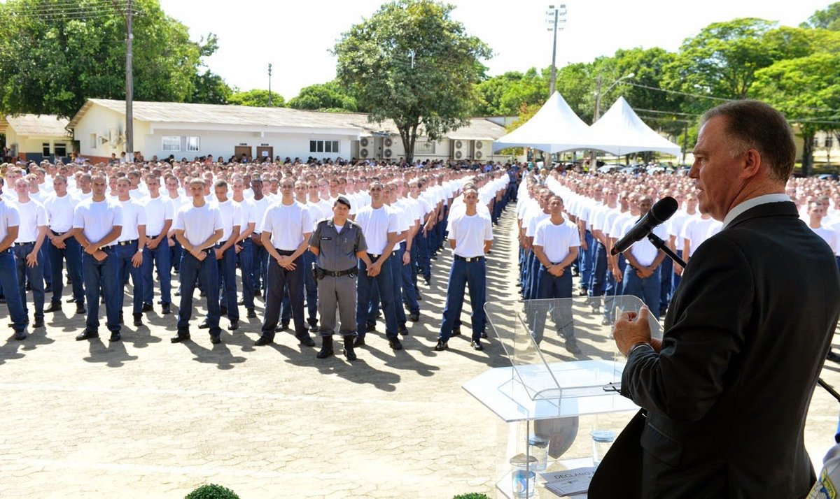 Governador Casagrande recepciona os novos 1.075 alunos soldados da Polícia Militar