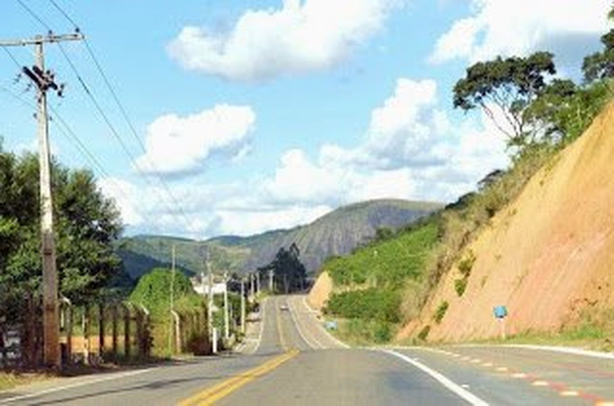 Polícia Militar é obrigada a liberar veículos irregulares no Espírito Santo porque empresa de guincho só recolhe carros até o limite em que pode receber por quilômetro rodado