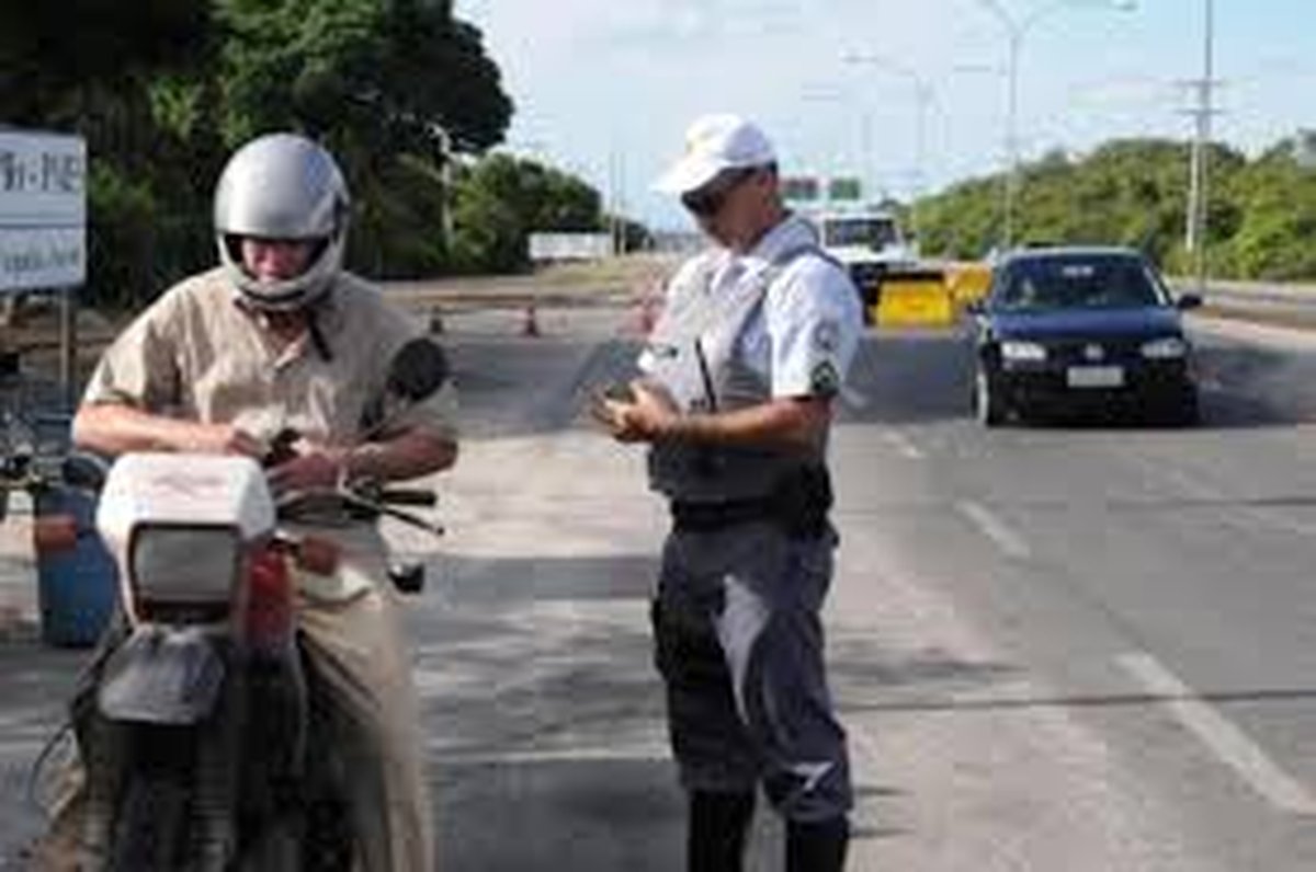 PROPOSTA É INCONSTITUCIONAL E VAI GERAR MAIS DESPESAS PARA O ESTADO: Deputados ignoram crise financeira e querem criar uma nova polícia no Espírito Santo