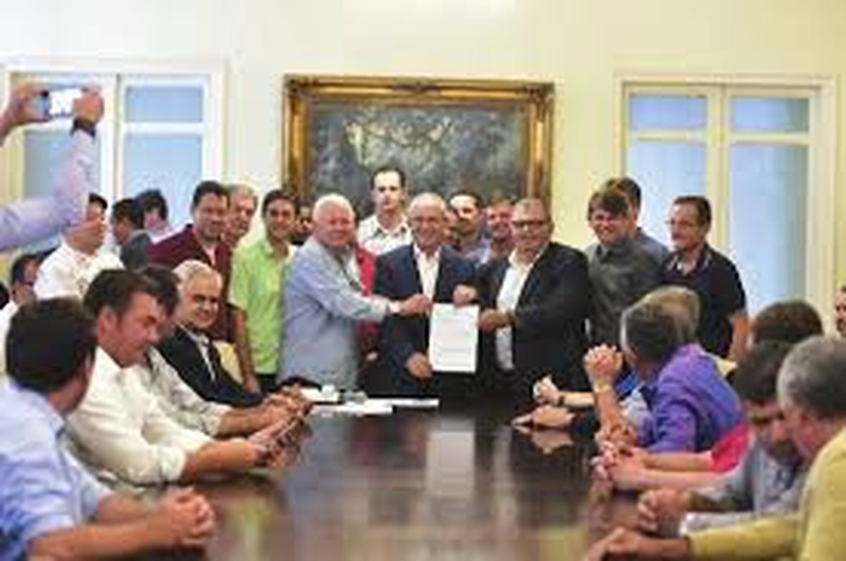 GUERINO ZANON, AUDIFAX E PIASSE SE RECUSAM A DEVOLVER RECURSOS DE CONVÊNIOS LIBERADOS POR HARTUNG AO APAGAR DAS LUZES: Prefeitos correm risco de responder a ações por improbidade