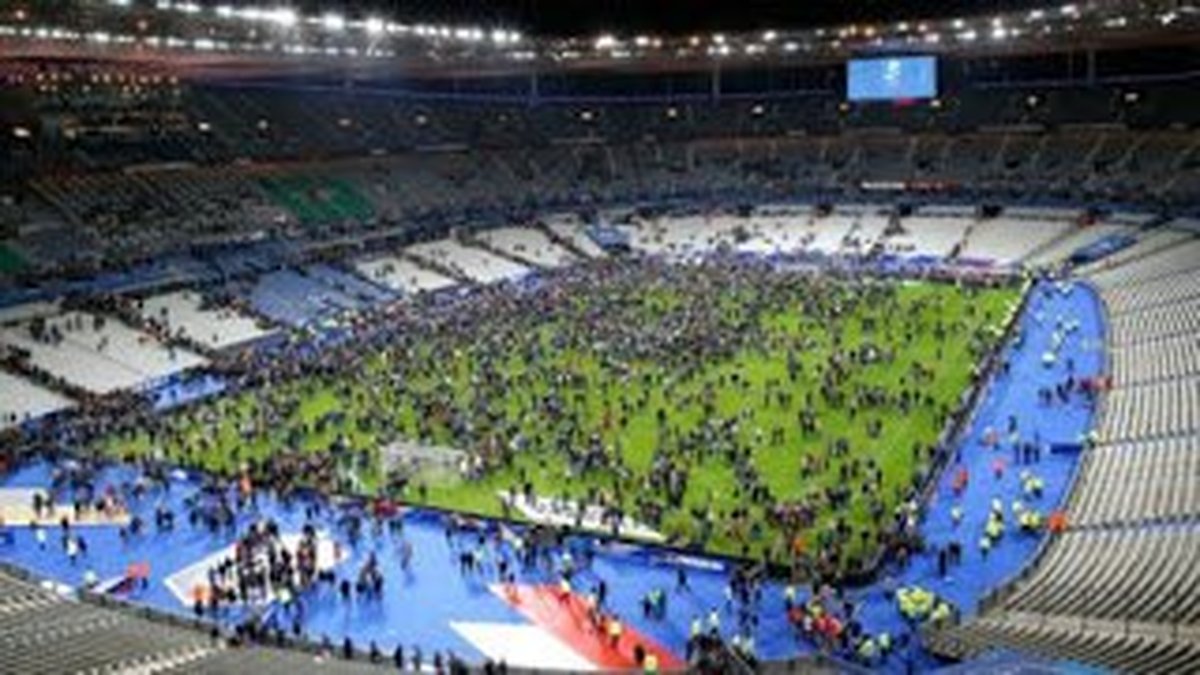 NOSSO PAÍS ESTARIA PREPARADO PARA ENFRENTAR O TERRORISMO? Selvageria em Paris põe Brasil em alerta