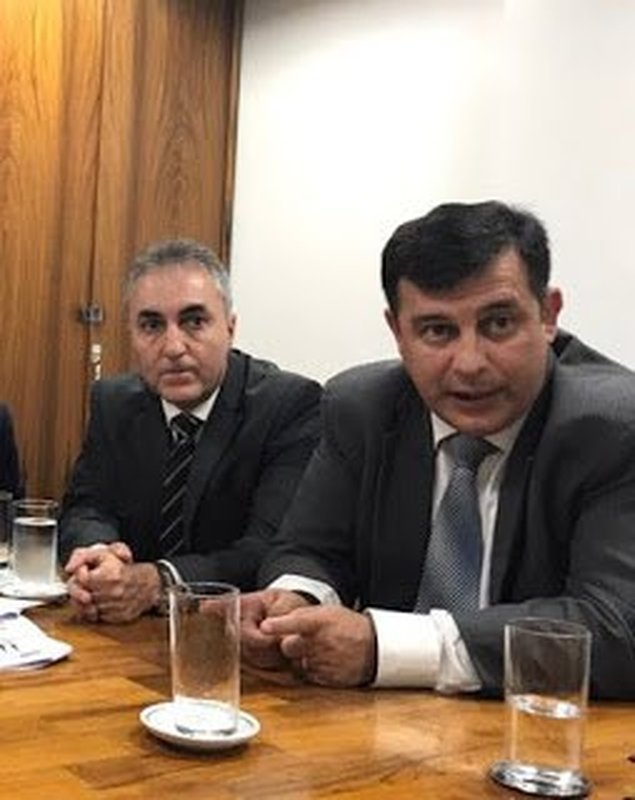 Leandro Daiello indica Luiz Pontel como seu sucessor, mas delegados federais querem que nome saia da lista tríplice eleita pela categoria em maio de 2016