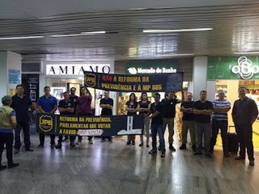 ENTIDADES DE CLASSE DA MAGISTRATURA E DO  MINISTÉRIO PÚBLICO AFIRMAM QUE EMENDA NÃO RECUPERA CONTAS PÚBLICAS NEM PROTEGE DIREITOS FUNDAMENTAIS: Frente dos Servidores Federais aumenta a pressão contra 