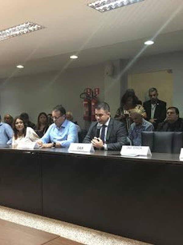 OAB/ES e senador Marcos Do Val elogiam governador pela retomada do Estado Presente