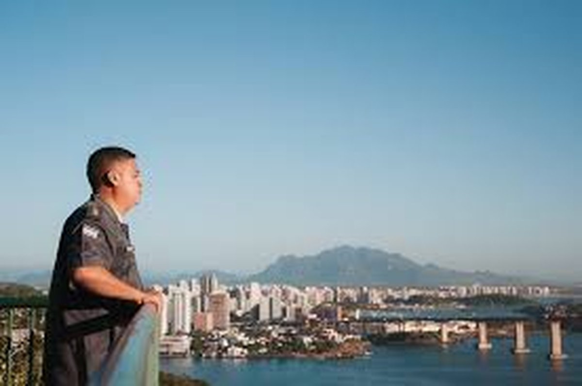 Presidente do Clube dos Oficiais lamenta que governo capixaba deixou para anunciar investimentos em segurança em ano eleitoral e considera esdrúxula a comparação do Espírito Santo com o Rio