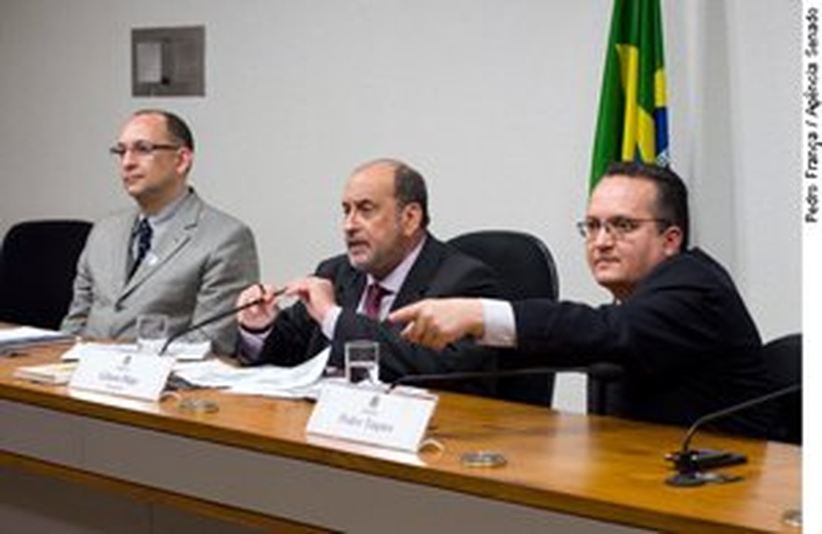 Comissão especial de juristas começa a desenhar proposta de novo Código Penal