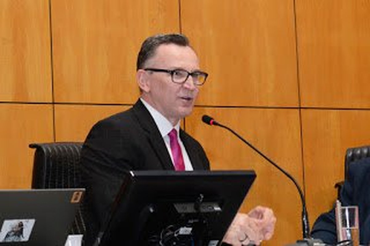 CASO JÁ ESTÁ SENDO INVESTIGADO PELA POLÍCIA FEDERAL: Governo Hartung cria despesas fictícias na Educação para enganar a União, diz deputado Majeski