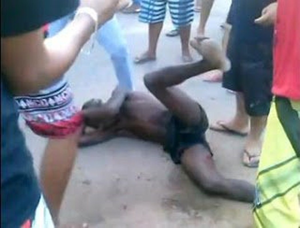 ALAILTON FERREIRA FOI MORTO PORQUE TERIA MEXIDO COM A FILHA DE UM DOS ACUSADOS: Acusados de linchar adolescente vão a Júri Popular na Serra