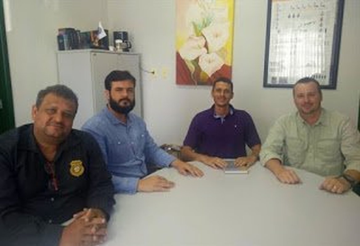 Dois anos após denúncia de rombo de mais de R$ 1 milhão no Sindicato dos Inspetores do Sistema Penitenciário do Espírito Santo, inquérito não tem desfecho na Polícia Civil, denuncia presidente do Sind