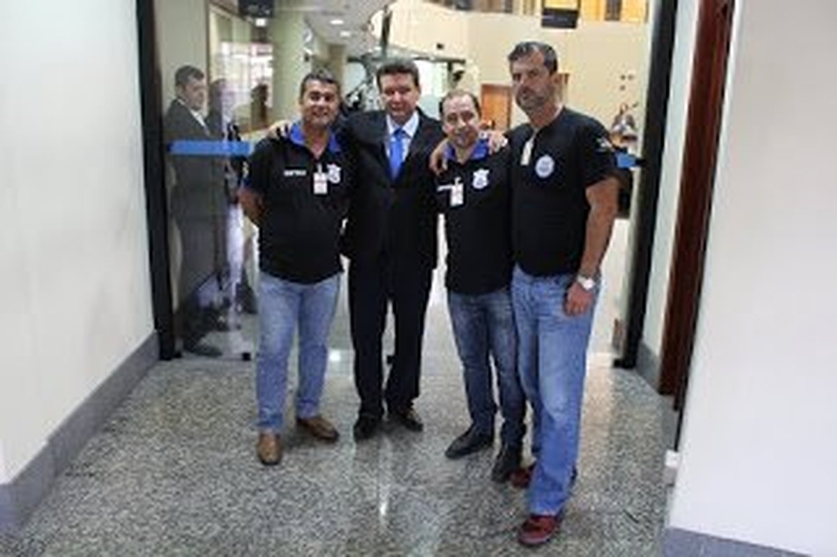 Com apoio do deputado Euclério Sampaio e sem o apoio do deputado Gilsinho Lopes, Assembleia Legislativa aprova lei que garante retorno do Sindipol ao Conselho de Polícia Civil do Espírito Santo