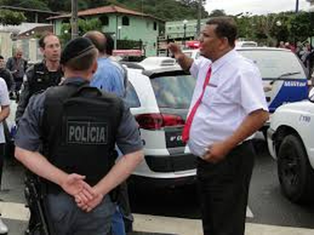 MAIS UMA INJUSTIÇA NA POLÍCIA CIVIL DO ESPÍRITO SANTO: Delegado Aéliston tenta mostrar problemas na Divisão de Patrimônio, é ignorado pelo secretário de Segurança e pode sair da DP de Roubos a Banco