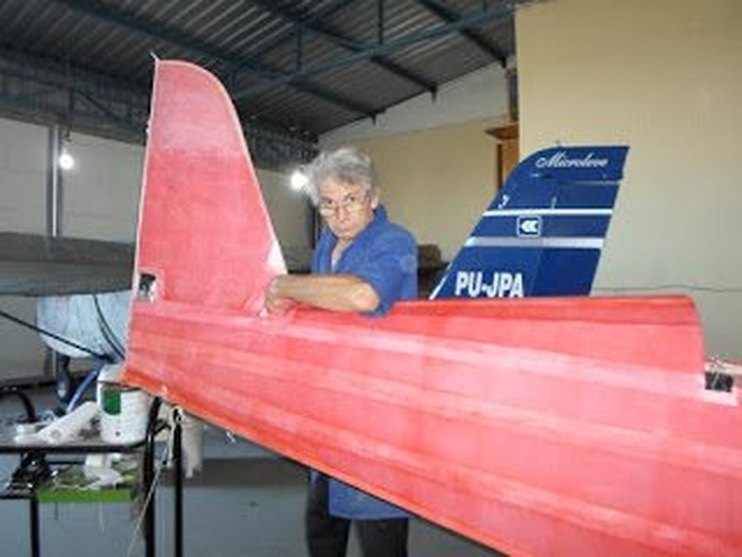 Clóvis Figueira, o promotor de Justiça que constrói aviões, pilota aeronaves e salta de paraquedas e parapente