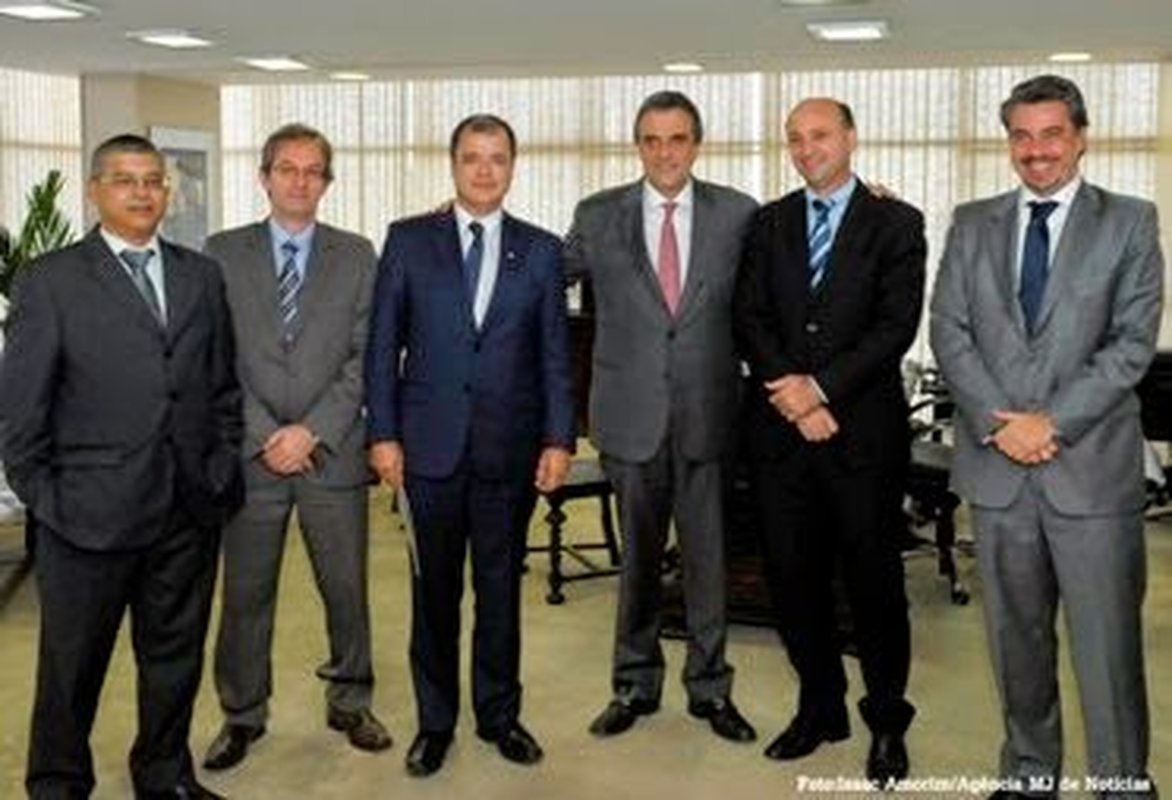 Magistrados brasileiros pedem ao ministro da Justiça apoio no combate à corrupção