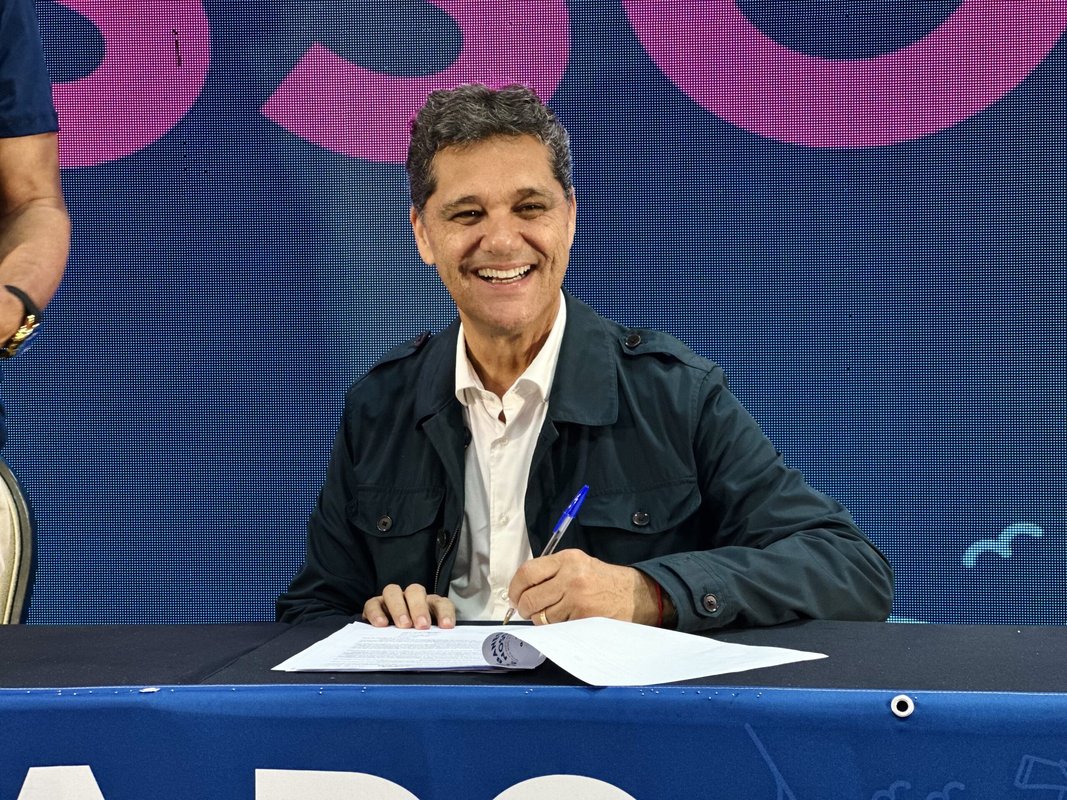 RICARDO REAFIRMA COMPROMISSO COM O BANCO DO POVO CAPIXABA: Pazolini é o único candidato ao Governo a não assinar compromisso em defesa do Banestes