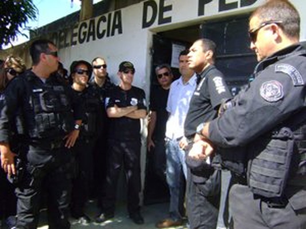 Casagrande e Pedro Valls elogiam ação integrada contra o crime entre as polícias e a Justiça capixaba