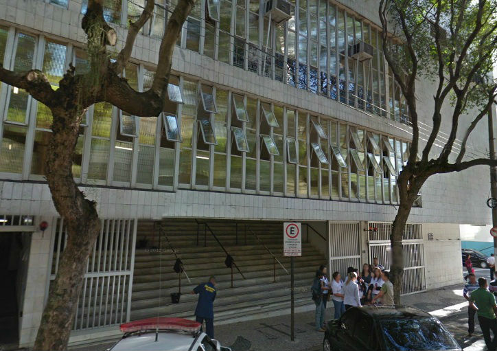 CHEGADA DA NOVA VARIANTE DA COVID: Tribunal reduz para 50% número de servidores em trabalho presencial nas unidades do Judiciário capixaba e disciplina a entrada de pessoas nos Fóruns