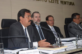 Maioria dos magistrados brasileiros defende confissão de crimes por parte do acusado em troca de uma pena menor e a criação de Corregedoria para investigar ministros do STF