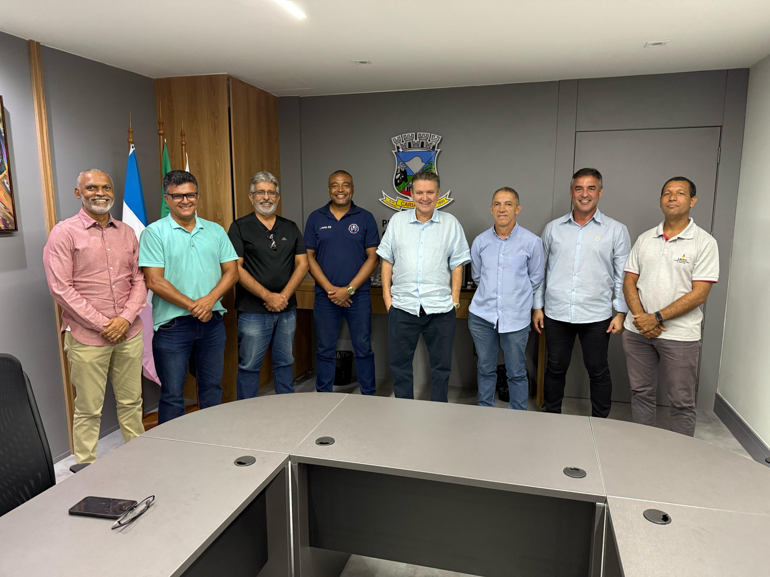 Euclério se reúne com entidades de classe da PM para discutir futuro de Cariacica e do Espírito Santo