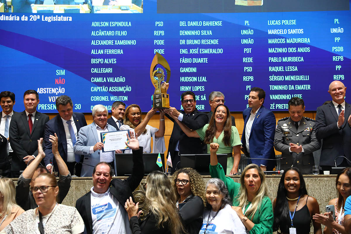 Assembleia Legislativa levanta a taça pela criação do Projeto Arranjos Produtivos, que virou ‘modelo inspirador para o País’