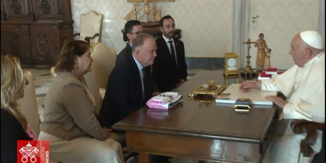 Governador capixaba lamenta a morte do Santo Padre: ‘Gratidão eterna, Papa Francisco’