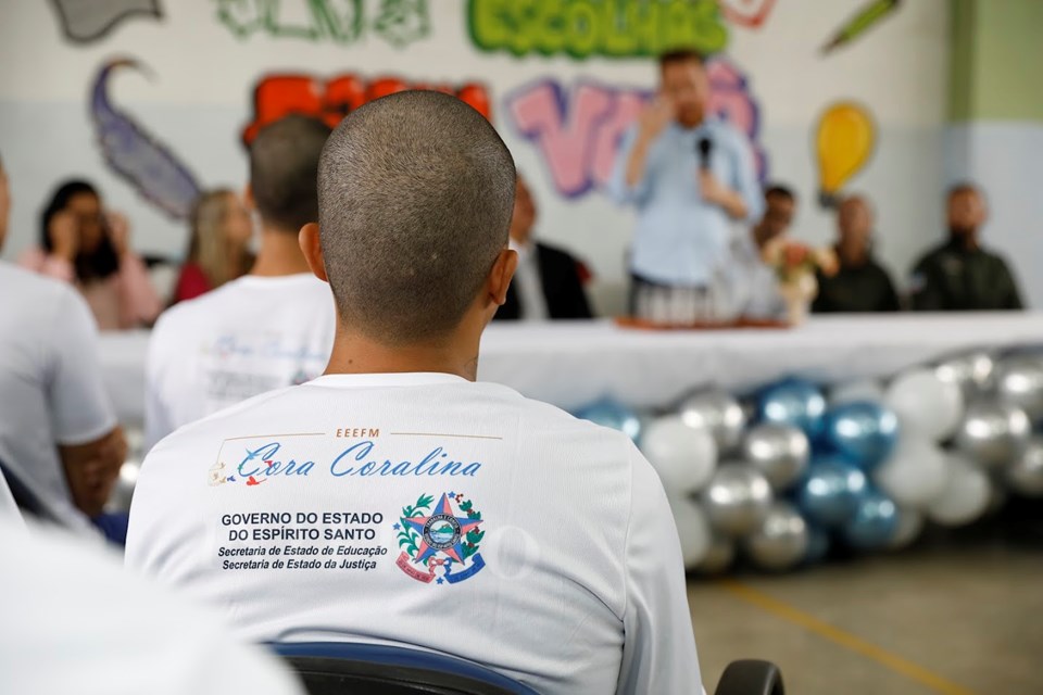 Governo do Estado abre primeiro Centro Estadual de Idiomas da Educação em Prisões