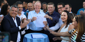 135 ANOS DE ANIVERSÁRIO DA CIDADE: Casagrande e Euclério Sampaio anunciam mais de R$ 310 milhões em investimentos em Cariacica