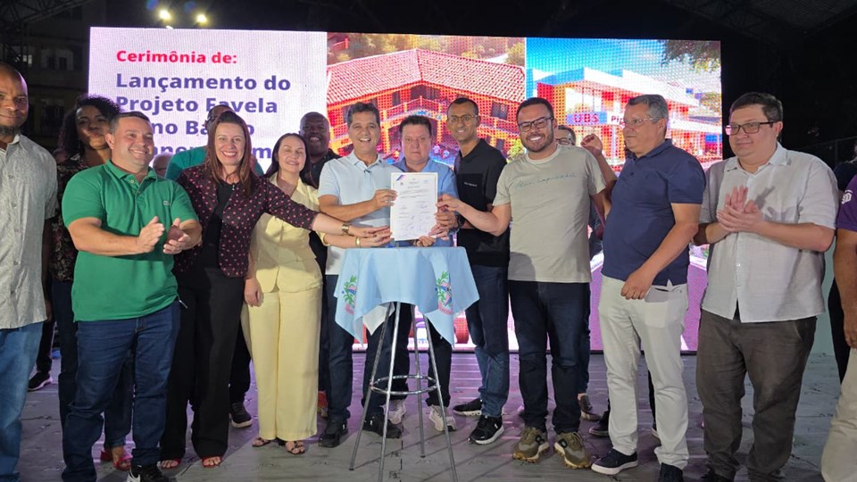 ‘PROJETO OLHA PARA AS PESSOAS E PARA OS SONHOS DELAS’: Ricardo Ferraço e Euclério Sampaio lançam plano Favela 3D em Cariacica e iniciam transformação social pioneira no Espírito Santo