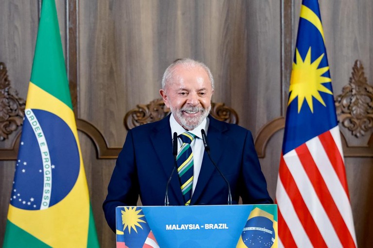 Lula amplia vantagem contra candidatos da direita e aparece à frente de todos em cenários de 2º turno