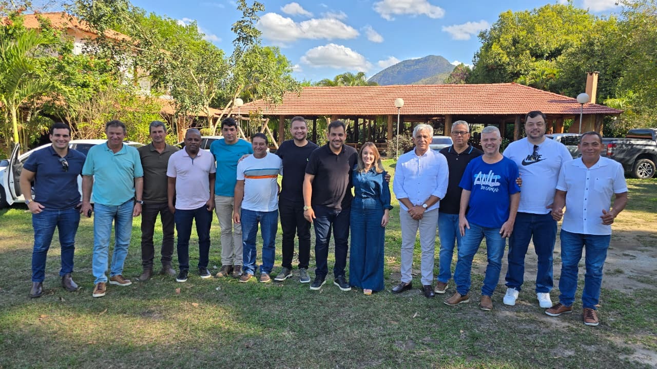 Emanuela Pedroso dialoga com gestores e realiza visitas técnicas em Jerônimo Monteiro e Guaçuí
