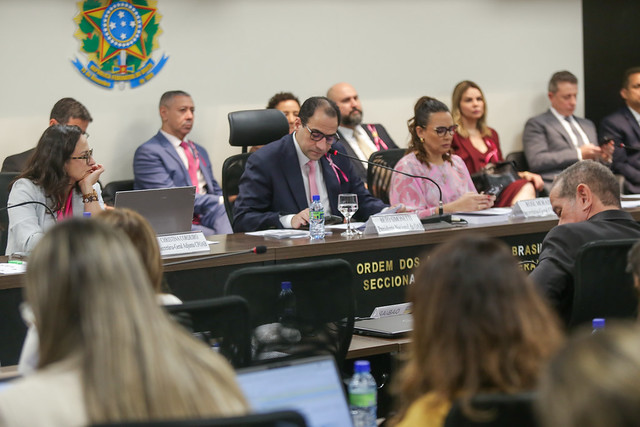 Conselho Federal da OAB aprova restrição da autonomia e impõe ‘Lei da Mordaça’ nas Caixas de Assistência