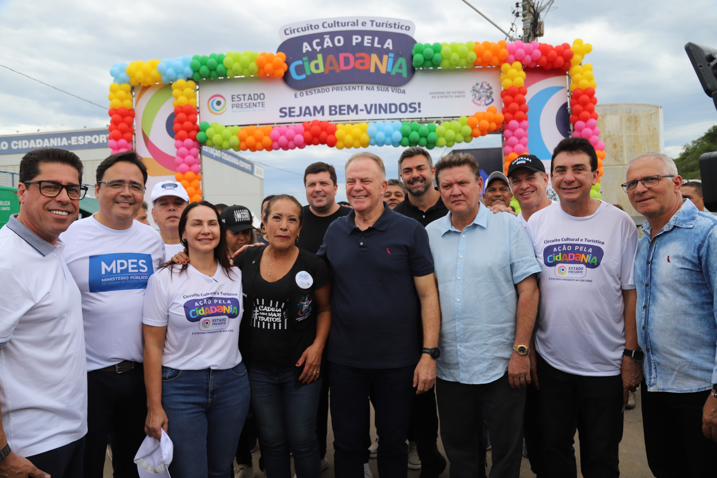 ‘As instituições fracassaram no Rio’, afirma governador capixaba
