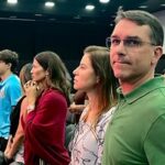 CHANTAGEM NA POLÍTICA: Flávio diz que preço para desistir de candidatura é ‘Bolsonaro livre, nas urnas’