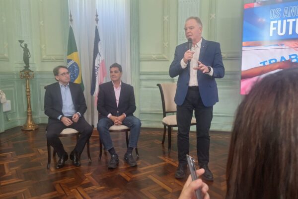 Casagrande confirma Ricardo Ferraço para disputar o governo do Estado