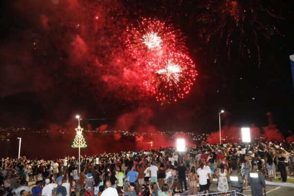 Réveillon antecipado de Cariacica reúne mais de 15 mil pessoas