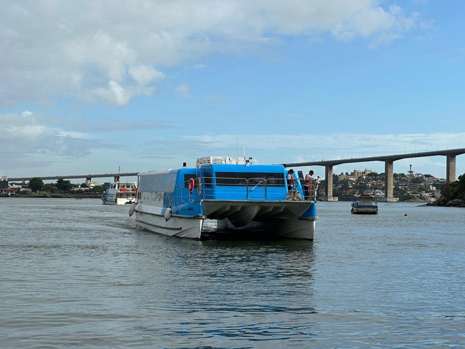 Embarcação Forno Grande entra em operação no Sistema Aquaviário