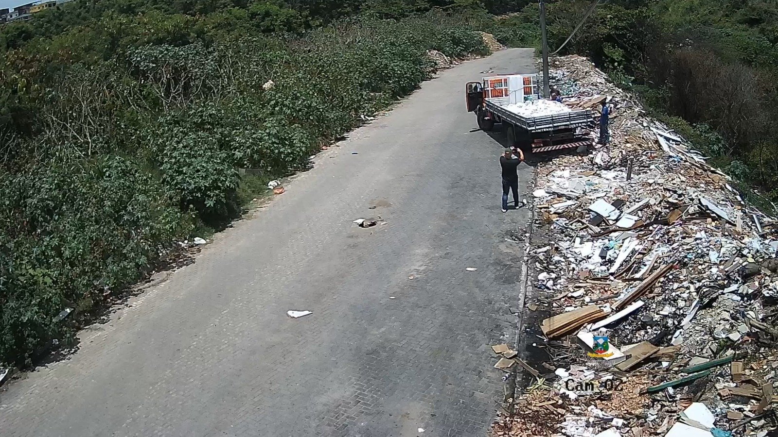 Cariacica usa videomonitoramento para coibir descarte irregular de lixo