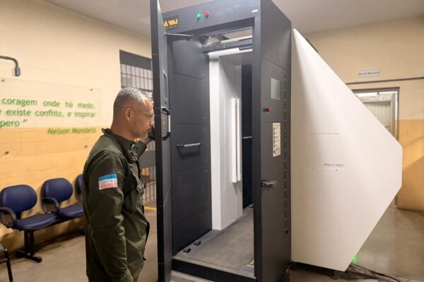 Unidades prisionais capixabas começam a receber bodyscans e raios X de última geração