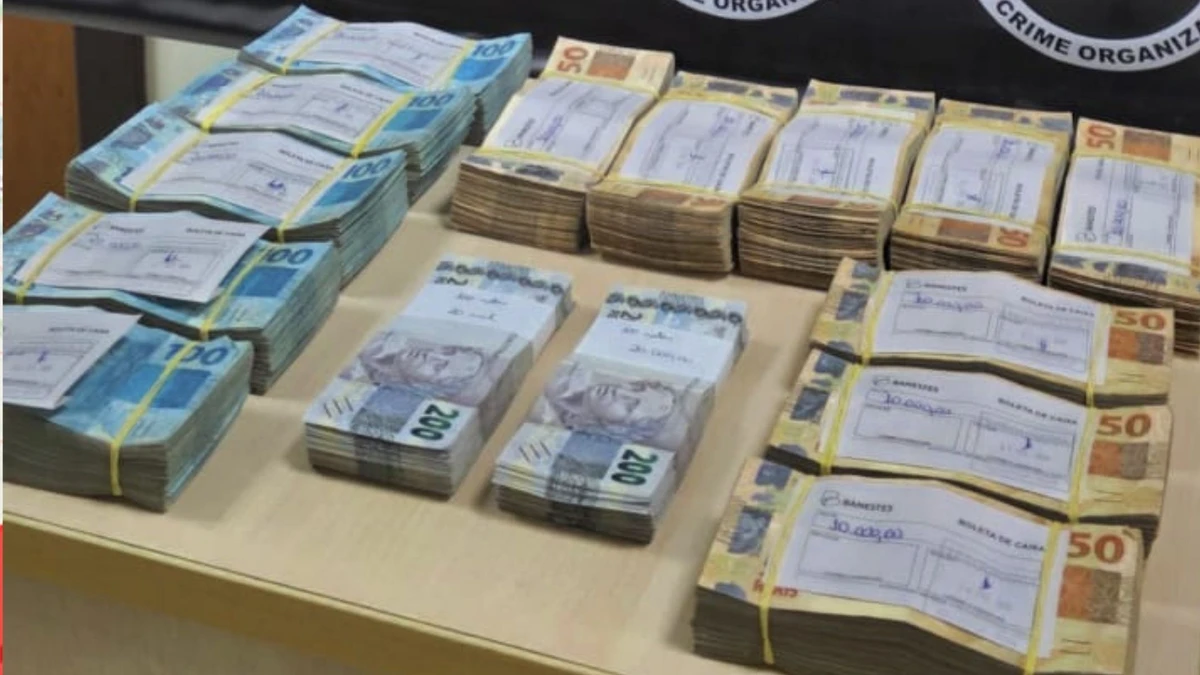 Mulher de traficante presa com R$ 220 mil em dinheiro ao sair de banco em Vila Velha