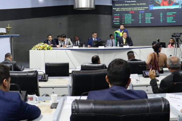 Pazolini sofre derrota na Câmara de Vereadores com o projeto da “vergonha”