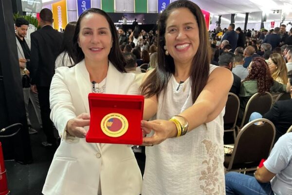 Cariacica é novamente ‘Selo Ouro de Alfabetização’